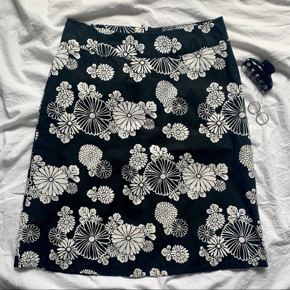 Y2K Vintage Floral Skirt - Picture 1 of 3